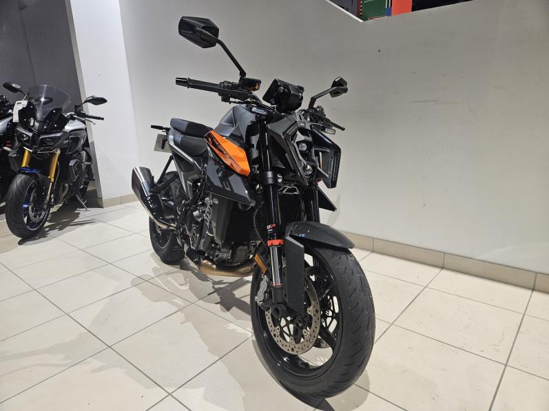 KTM 990 DUKE